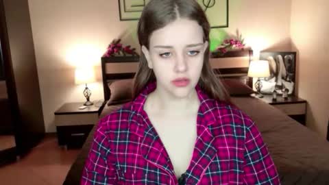 Snapshot of lilasparkling chatting on 8, 5, 2026 LilaSparkling online show from 8, 5, 2026