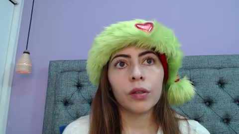 Snapshot of lilasuni chatting on 1, 12, 2025 Lilasuni online show from 1, 12, 2025