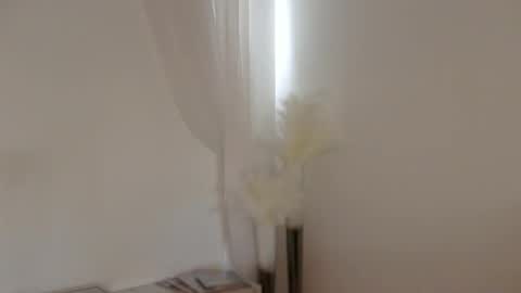 Rebecca online show from 16, 10, 2025