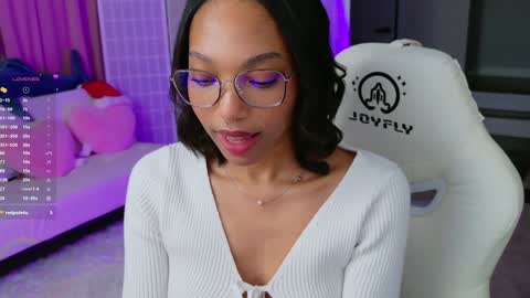 Snapshot of lileviemarie chatting on 20, 12, 2024 evie online show from 20, 12, 2024