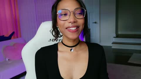 Snapshot of lileviemarie chatting on 31, 12, 2024 evie online show from 31, 12, 2024