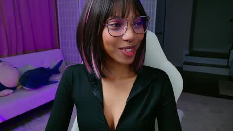 Snapshot of lileviemarie chatting on 5, 2, 2025 evie online show from 5, 2, 2025