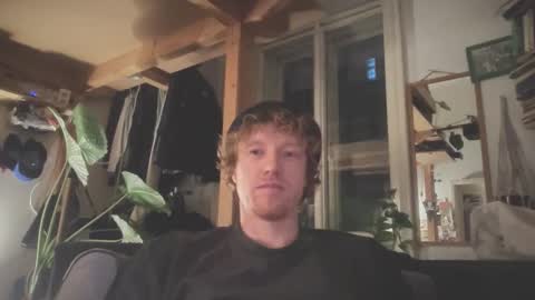 Snapshot of lilginge1 chatting on 7, 10, 2025 lilginge1 online show from 7, 10, 2025