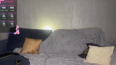 Lili online show from 1, 12, 2025