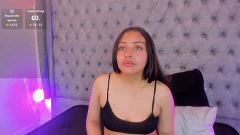 Snapshot of lili_cam_ chatting on 6, 7, 2026 lili cam online show from 6, 7, 2026