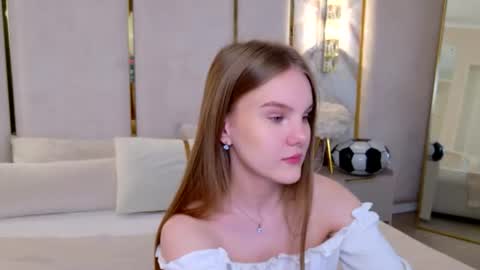Snapshot of lili_lohan chatting on 13, 7, 2026 lili_lohan online show from 13, 7, 2026