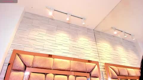 LILIAN  online show from 26, 11, 2025