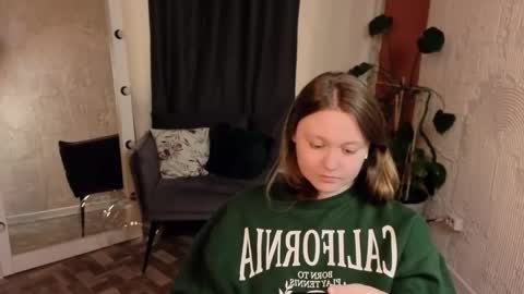 Lilian online show from 11, 4, 2026