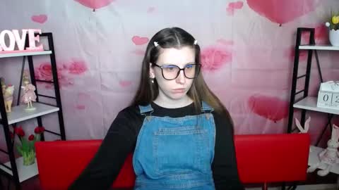 Snapshot of lilianashine chatting on 2, 3, 2026 lilianashine online show from 2, 3, 2026
