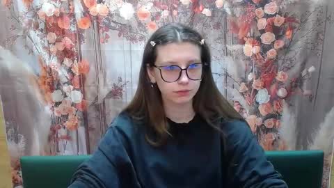 lilianashine online show from 4, 3, 2026