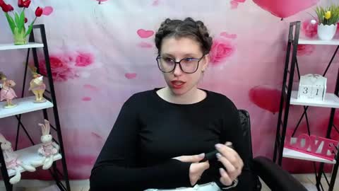 Snapshot of lilianashine chatting on 31, 5, 2026 lilianashine online show from 31, 5, 2026