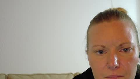 LilianaX online show from 27, 4, 2026