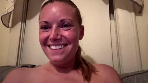 Snapshot of lilianaslilsecret chatting on 8, 6, 2026 LilianaX online show from 8, 6, 2026