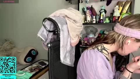 Lilian online show from 6, 6, 2026