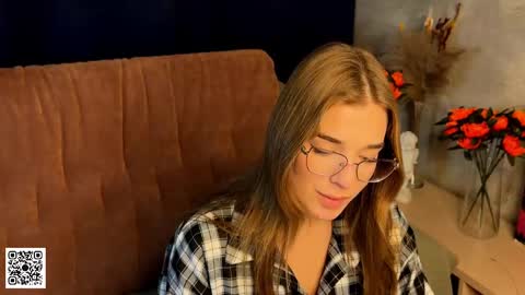 LilianLees online show from 13, 11, 2025