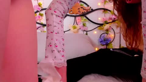 Snapshot of lilianslow chatting on 8, 2, 2025 hi guys Im new here Im 18 years oldIve never had sex online show from 8, 2, 2025