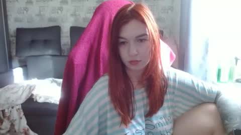 Snapshot of liliawoolf chatting on 2, 2, 2025 liliawoolf online show from 2, 2, 2025