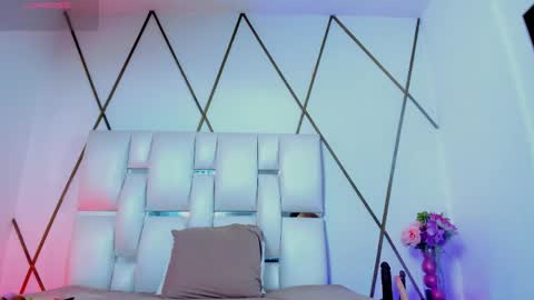 LIli cameron  online show from 13, 4, 2026