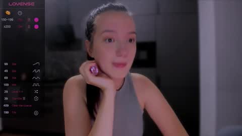 Snapshot of lililaluna chatting on 4, 10, 2025 ... online show from 4, 10, 2025