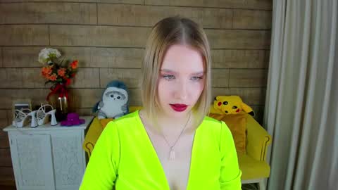 LiliLinn online show from 26, 2, 2025