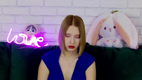 LiliLinn online show from 7, 3, 2025