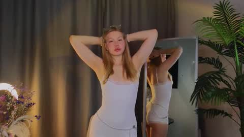 lililok101 online show from 13, 10, 2025