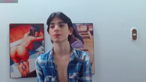 lilit233 online show from 9, 1, 2026