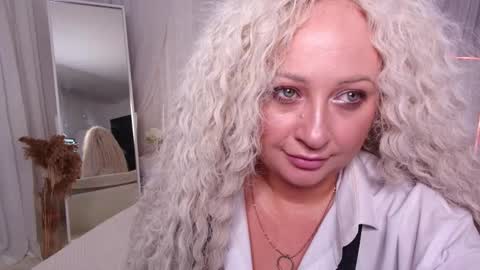 Lilit online show from 27, 9, 2025
