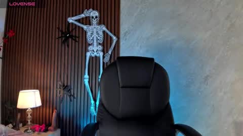 Lilith Rosse online show from 30, 10, 2025