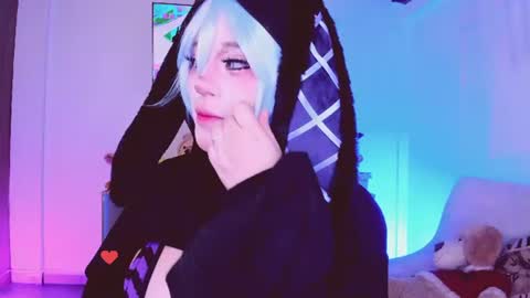 lilith asami24 online show from 4, 7, 2026
