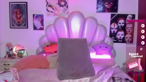   online show from 29, 12, 2024