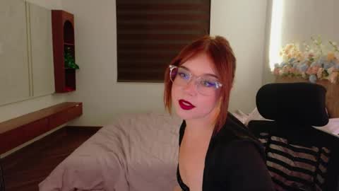 Snapshot of lilith_bonheur chatting on 29, 5, 2026 Lilith Bonheur online show from 29, 5, 2026