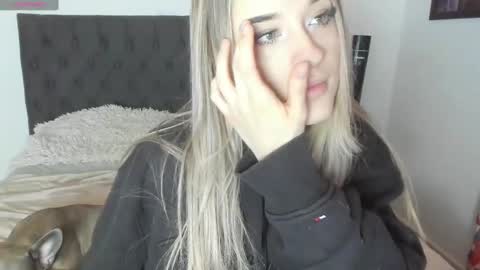 Snapshot of lilith_parker chatting on 3, 3, 2025 Lilith Parker online show from 3, 3, 2025