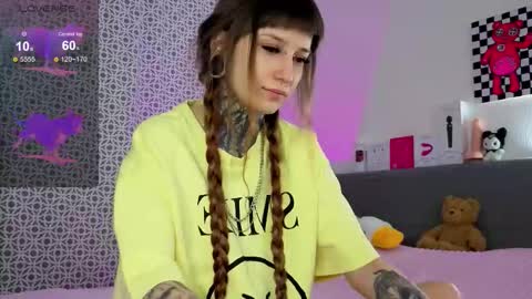 lilith_poison online show from 17, 1, 2026