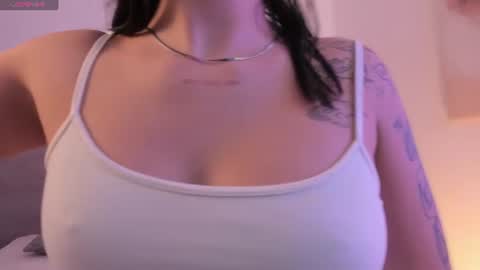 lilith_sage_ online show from 11, 6, 2026