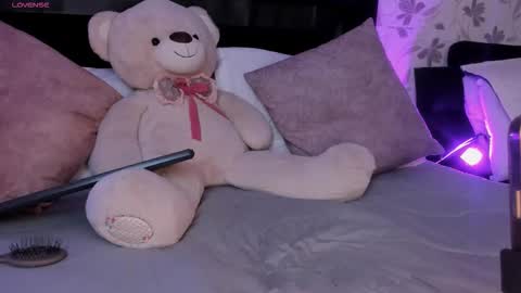 Snapshot of lilith_thompson chatting on 24, 9, 2025 lilith_thompson online show from 24, 9, 2025