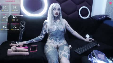 Snapshot of lilithlevis chatting on 9, 1, 2025 Tifon Mary - Indepent model  online show from 9, 1, 2025