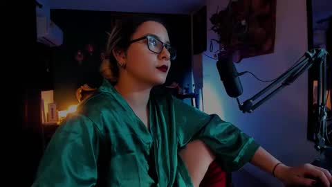 Snapshot of lilithmystic01 chatting on 19, 1, 2025 lilithmystic01 online show from 19, 1, 2025