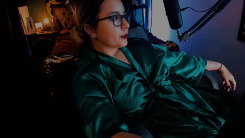 Snapshot of lilithmystic01 chatting on 19, 1, 2025 lilithmystic01 online show from 19, 1, 2025