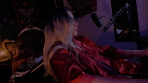 Snapshot of lilithmystic01 chatting on 24, 1, 2025 lilithmystic01 online show from 24, 1, 2025