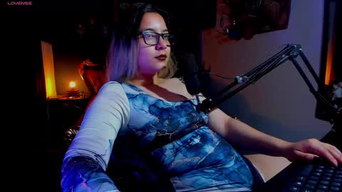 Snapshot of lilithmystic01 chatting on 2, 2, 2025 lilithmystic01 online show from 2, 2, 2025