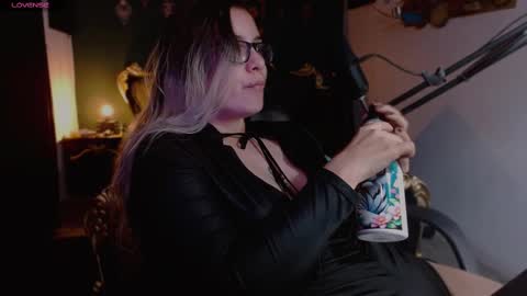 Snapshot of lilithmystic01 chatting on 13, 2, 2025 lilithmystic01 online show from 13, 2, 2025