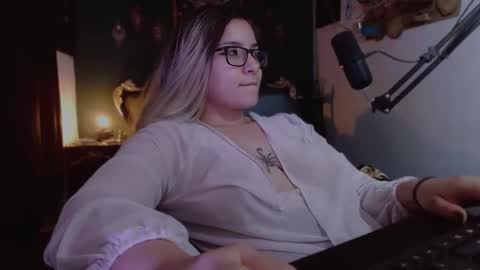 Snapshot of lilithmystic01 chatting on 24, 2, 2025 lilithmystic01 online show from 24, 2, 2025