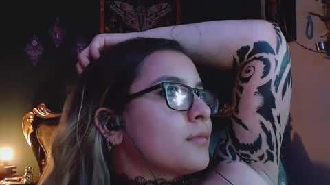 Snapshot of lilithmystic01 chatting on 10, 3, 2025 lilithmystic01 online show from 10, 3, 2025