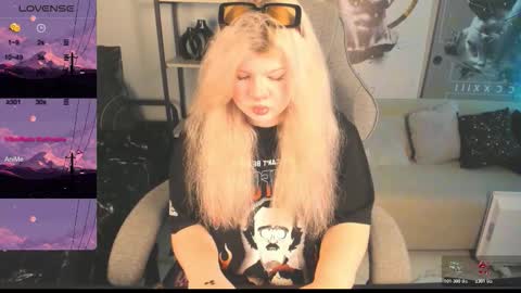 LilithNelson online show from 22, 10, 2025