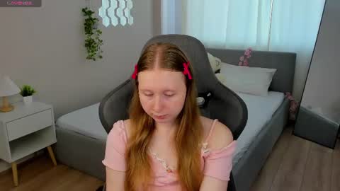 Snapshot of lilitiny chatting on 19, 7, 2026 Lili Tiny GMT2 3-10AM MonTueWedThuSat online show from 19, 7, 2026