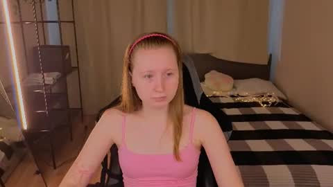 Snapshot of lilitiny chatting on 31, 7, 2026 Lili Tiny GMT2 3-10AM MonTueWedThuSat online show from 31, 7, 2026