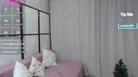 Snapshot of lillian_clark7 chatting on 27, 12, 2024 Lillian online show from 27, 12, 2024