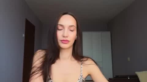 Lillian online show from 11, 3, 2026