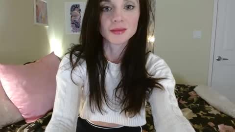 Lillian Rose online show from 26, 2, 2025